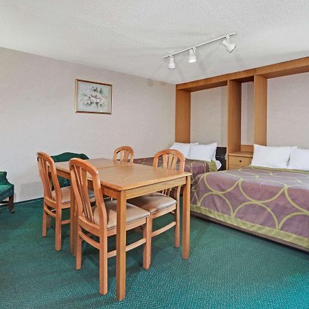 ซูเปอร์ 8 บาย วินด์แฮม เคนมอร์/บัฟฟาโล/ไนแองการาฟอลล์ แอเรีย Hotel Kenmore ภายนอก รูปภาพ