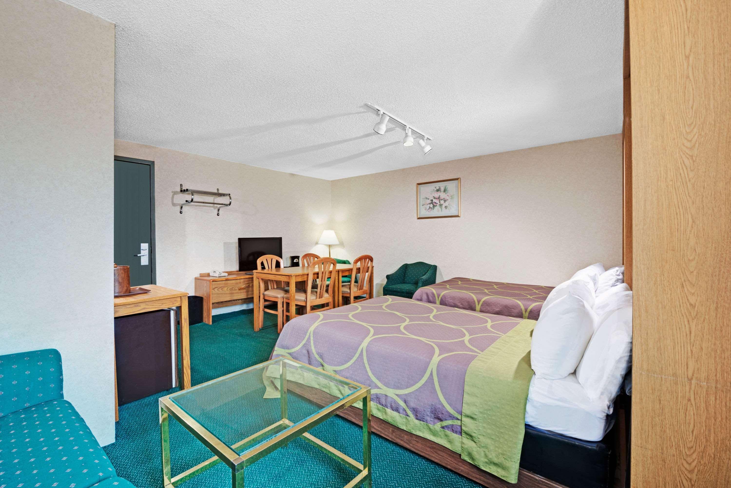 ซูเปอร์ 8 บาย วินด์แฮม เคนมอร์/บัฟฟาโล/ไนแองการาฟอลล์ แอเรีย Hotel Kenmore ภายนอก รูปภาพ
